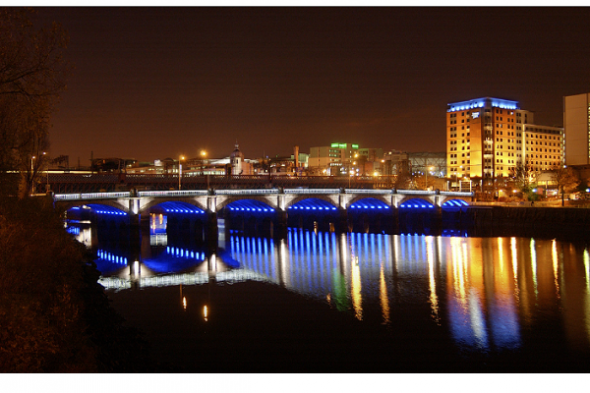 , Philips and Vodafone join forces for connected lighting and smart city services