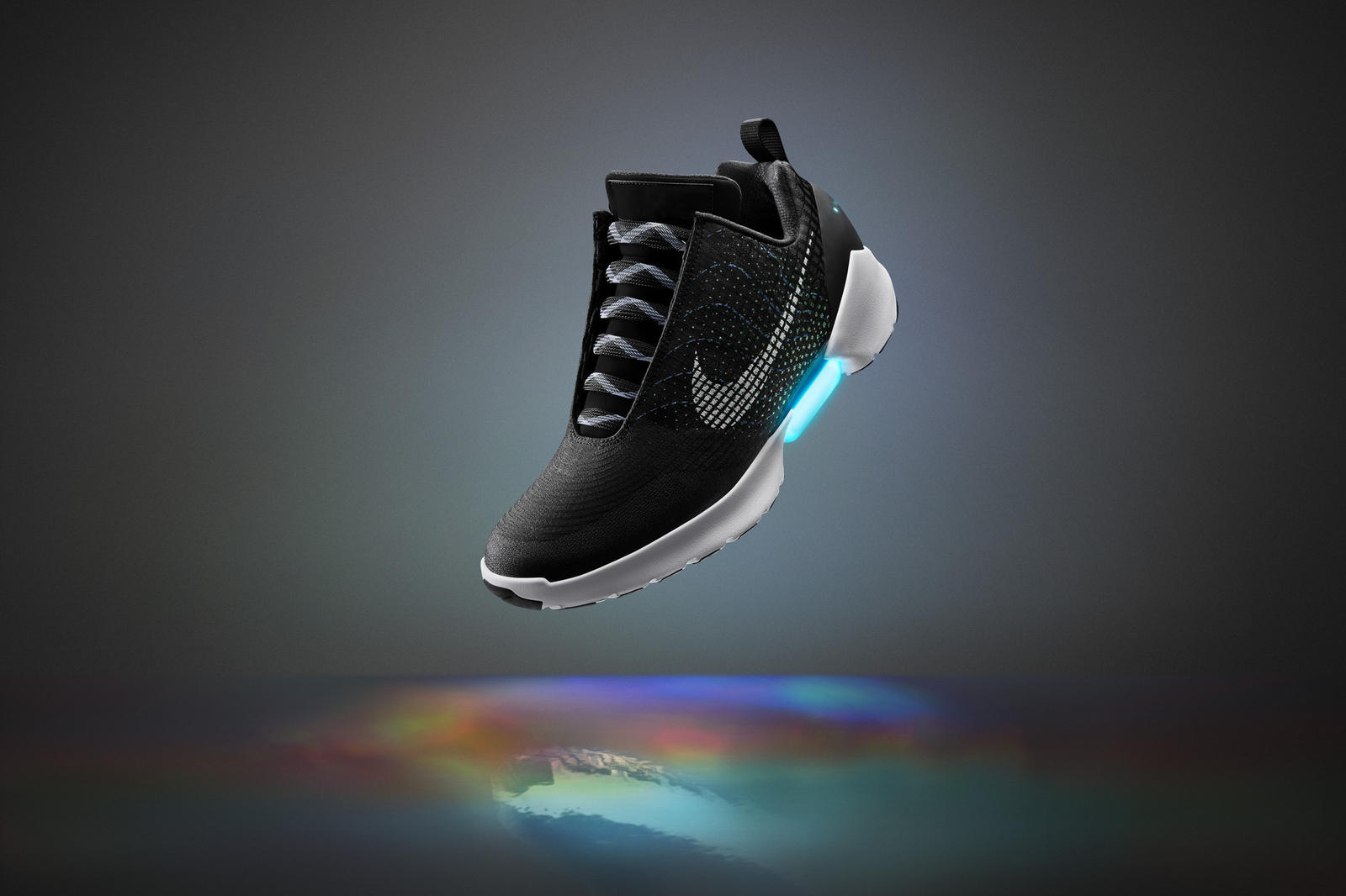 , NIKE DEBUTS WAVE OF INNOVATION WITH ADAPTIVE LACING AND NIKE+ APP
