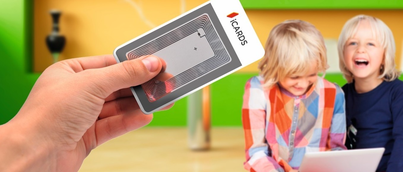 , Cartamundi, imec en Holst Centre winnen “Best Product” award op Printed Electronics Europe