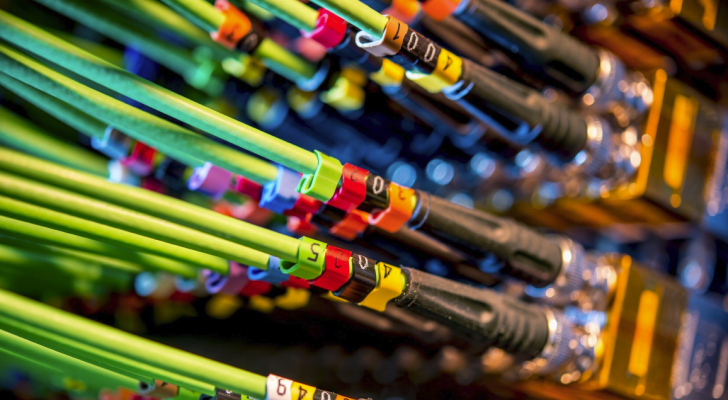 , Sweat-proof “smart skin” takes reliable vitals, even during workouts and spicy meals