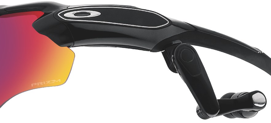 , Luxottica, Intel Announce Oakley’s Radar Pace is Available Now