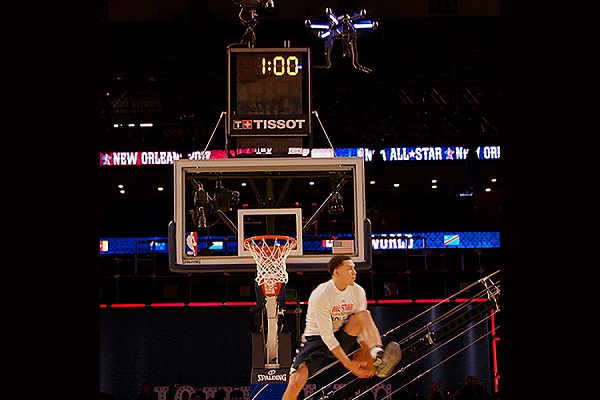 , Intel Drone Technology Takes the NBA’s 2017 Verizon Slam Dunk Contest to New Heights with First Drone Assist to Aaron Gordon
