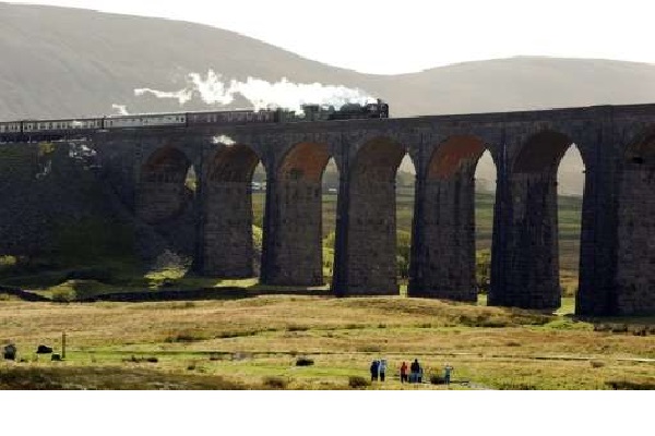 , Steam train hits 100mph in UK in 50-year first