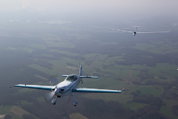 , Electric motor sets two speed records