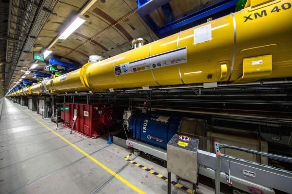 , Biggest X-ray laser in the world generates its first laser light