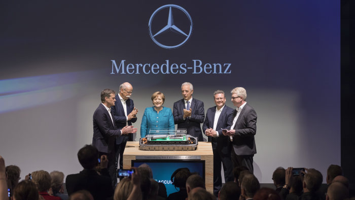 , Daimler lays foundation for one of the biggest and most modern battery factories in the world