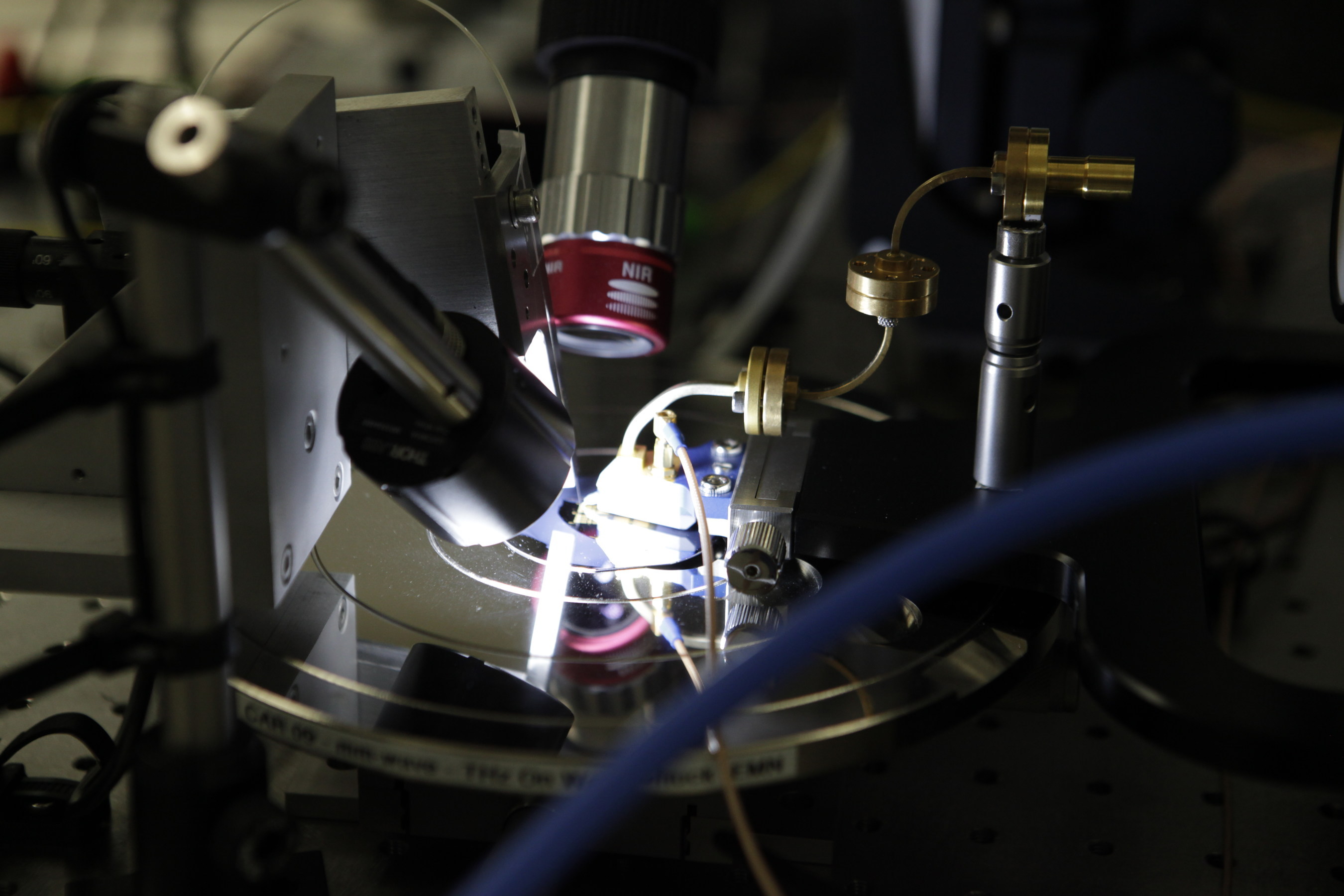 , Tektronix, IEMN Demonstrate 100 Gb/s Wireless Transmissions Using New IEEE 802.15.3d Standard