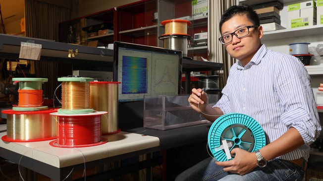 , Optical fibers that can “feel” the materials around them