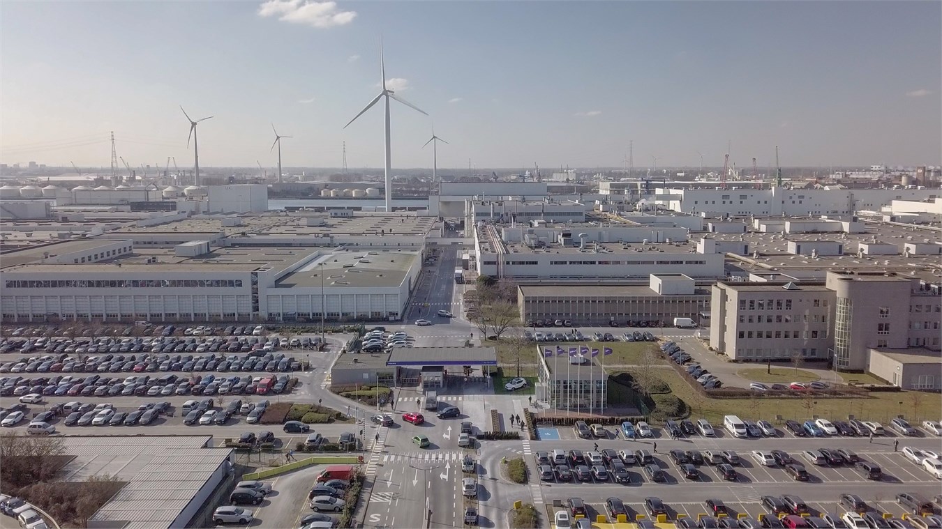 , Volvo Cars unveils first solar energy installation at Ghent car factory
