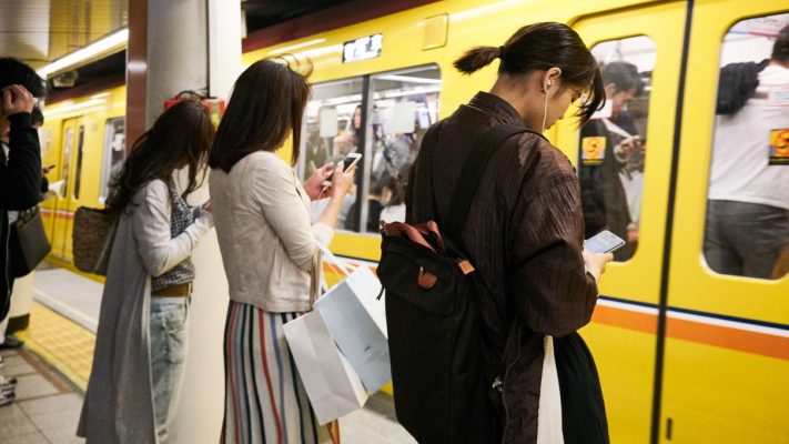 , Ericsson and KDDI to deploy 5G network