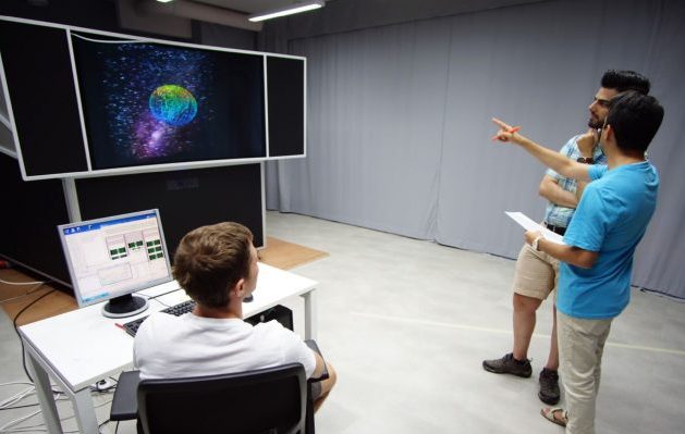 , Sweat-proof “smart skin” takes reliable vitals, even during workouts and spicy meals