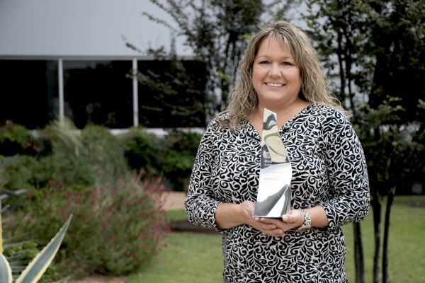 , Harwin Recognises Mouser with Sales Achievement Award for Double Digit Global Growth