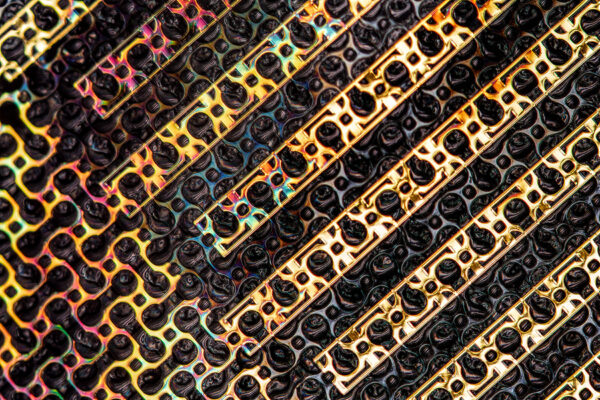 , Sweat-proof “smart skin” takes reliable vitals, even during workouts and spicy meals