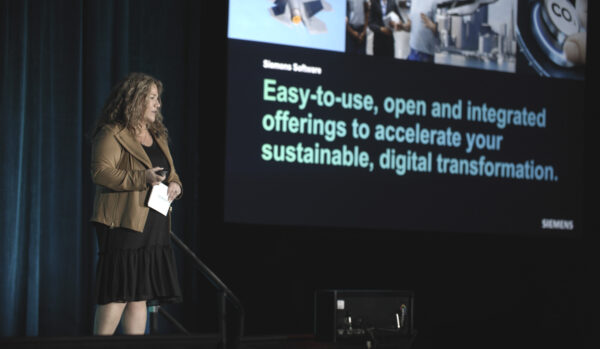 , Siemens takes Xcelerator beyond software to connect the real and the digital worlds