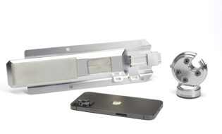 The KISS smart lock system powered by Infineon’s NAC1080 microcontroller