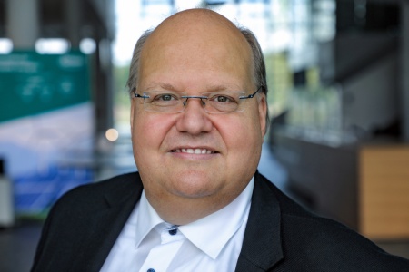 , Infineon strengthens Sensor and Radio Frequency portfolio with new business unit to drive profitable growth